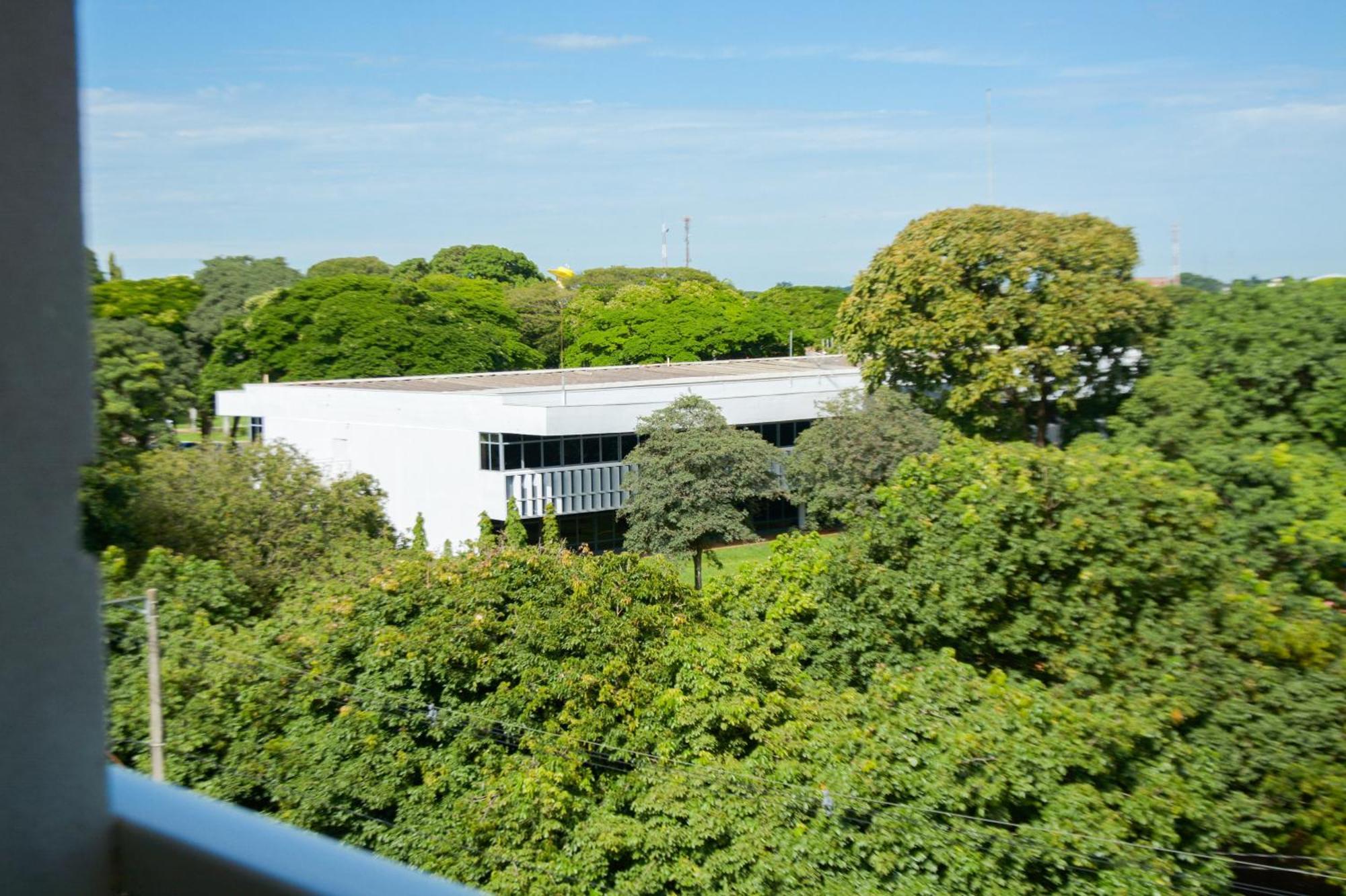 Bombonato Hotel - Facil Acesso Ao Aeroporto E Parque De Exposicoes Abcz Uberaba Exterior foto