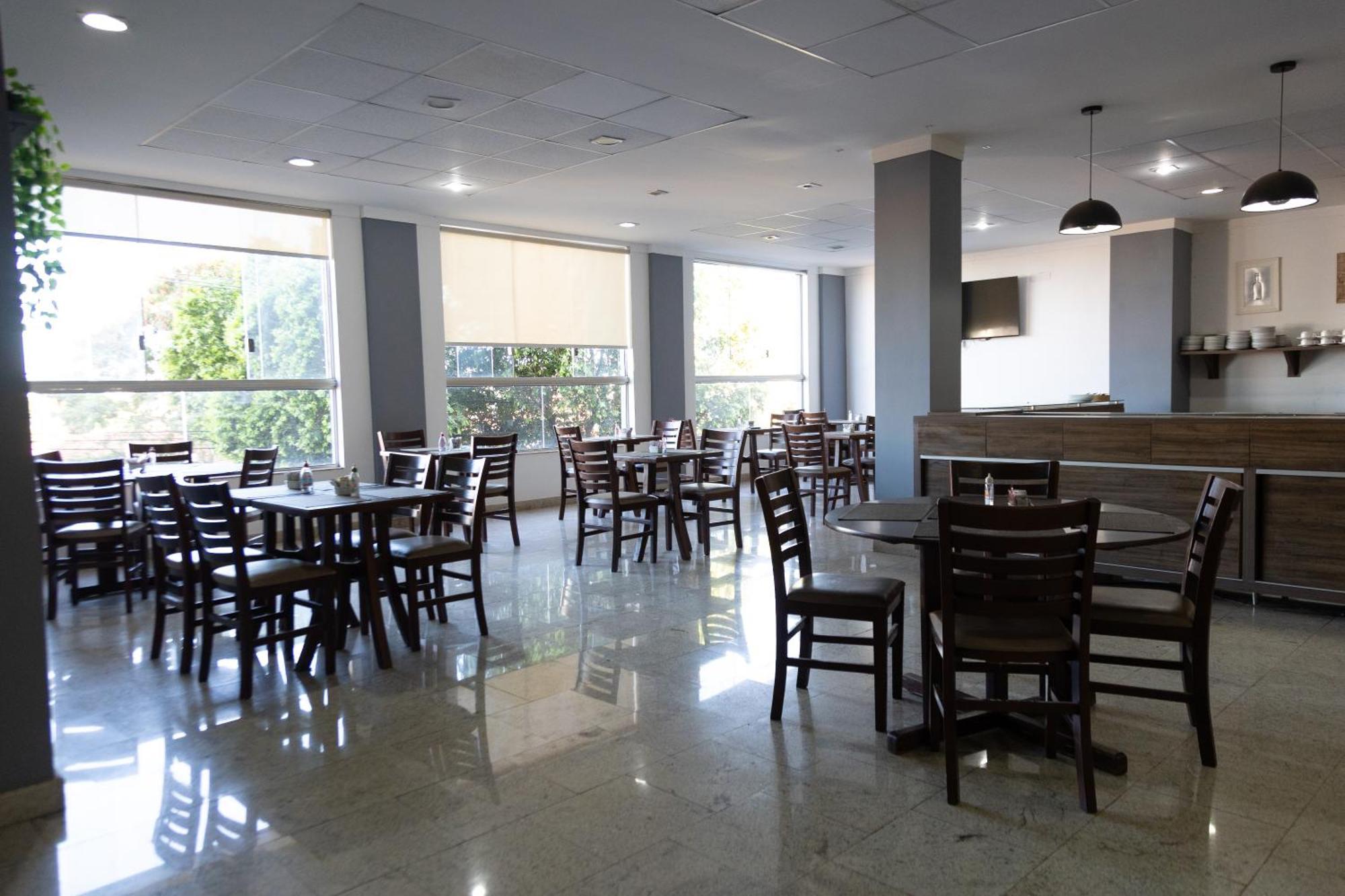 Bombonato Hotel - Facil Acesso Ao Aeroporto E Parque De Exposicoes Abcz Uberaba Exterior foto