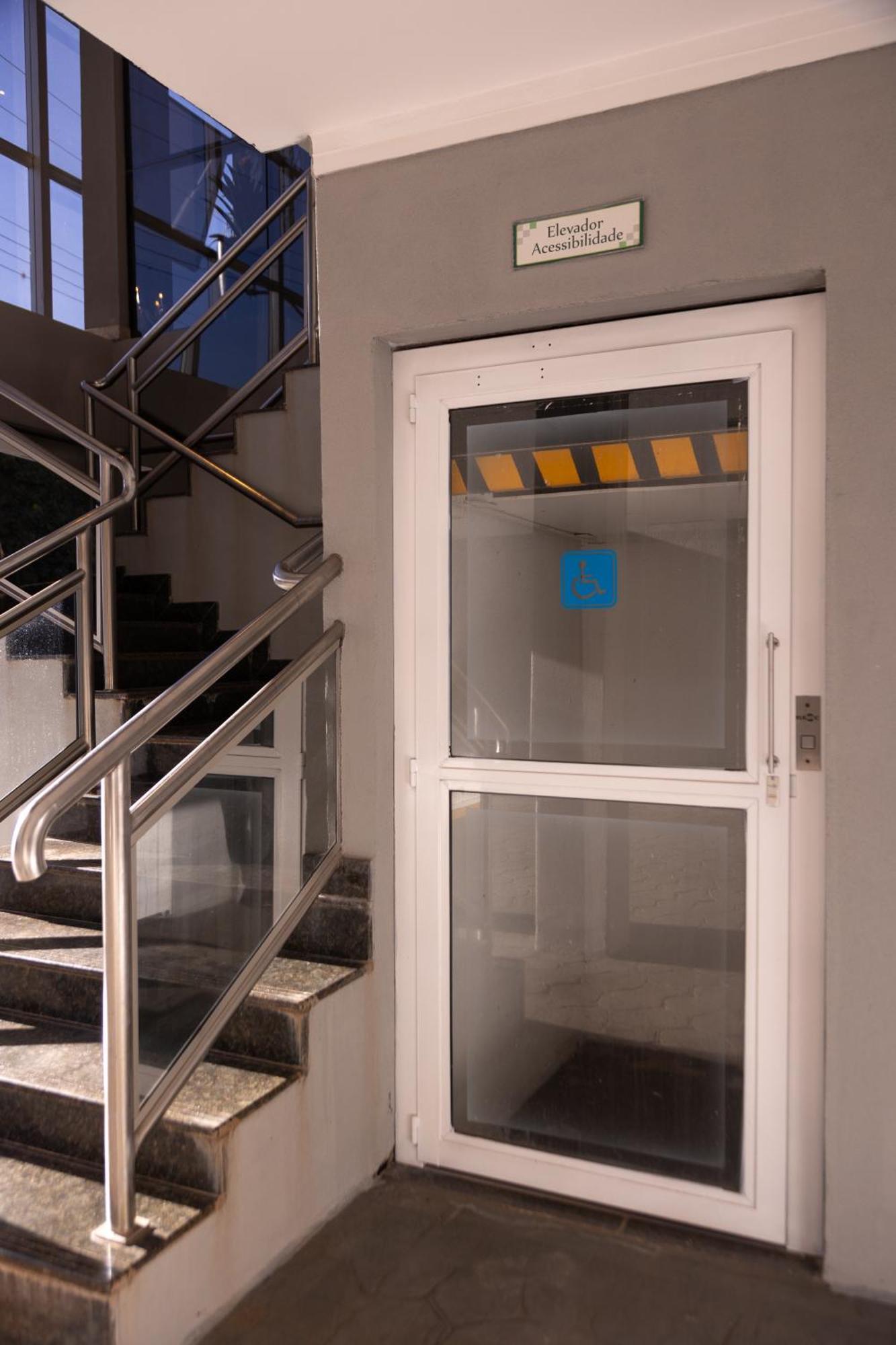 Bombonato Hotel - Facil Acesso Ao Aeroporto E Parque De Exposicoes Abcz Uberaba Exterior foto