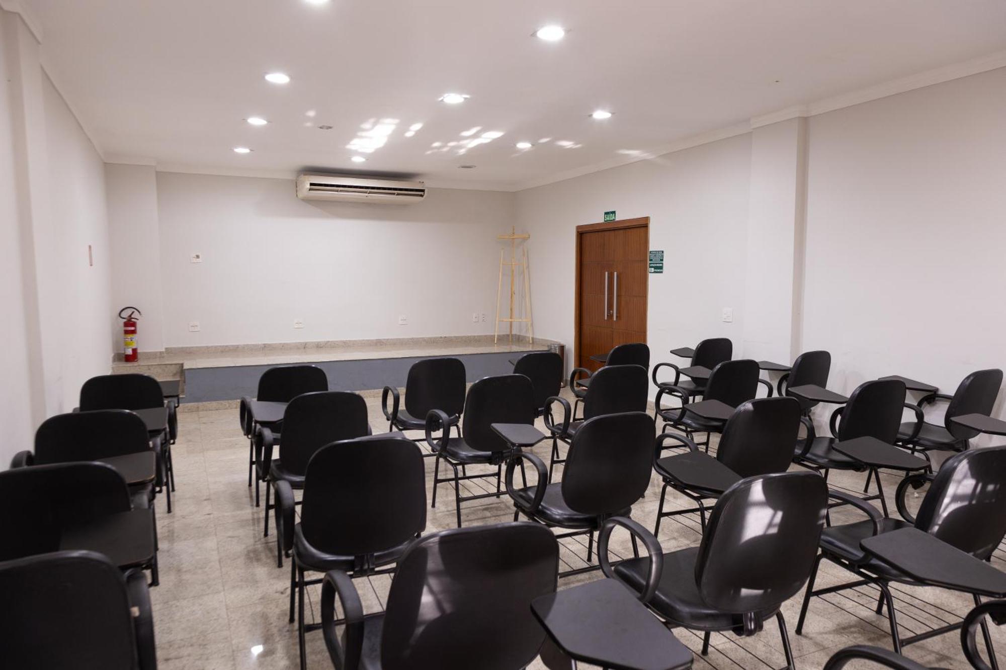 Bombonato Hotel - Facil Acesso Ao Aeroporto E Parque De Exposicoes Abcz Uberaba Exterior foto