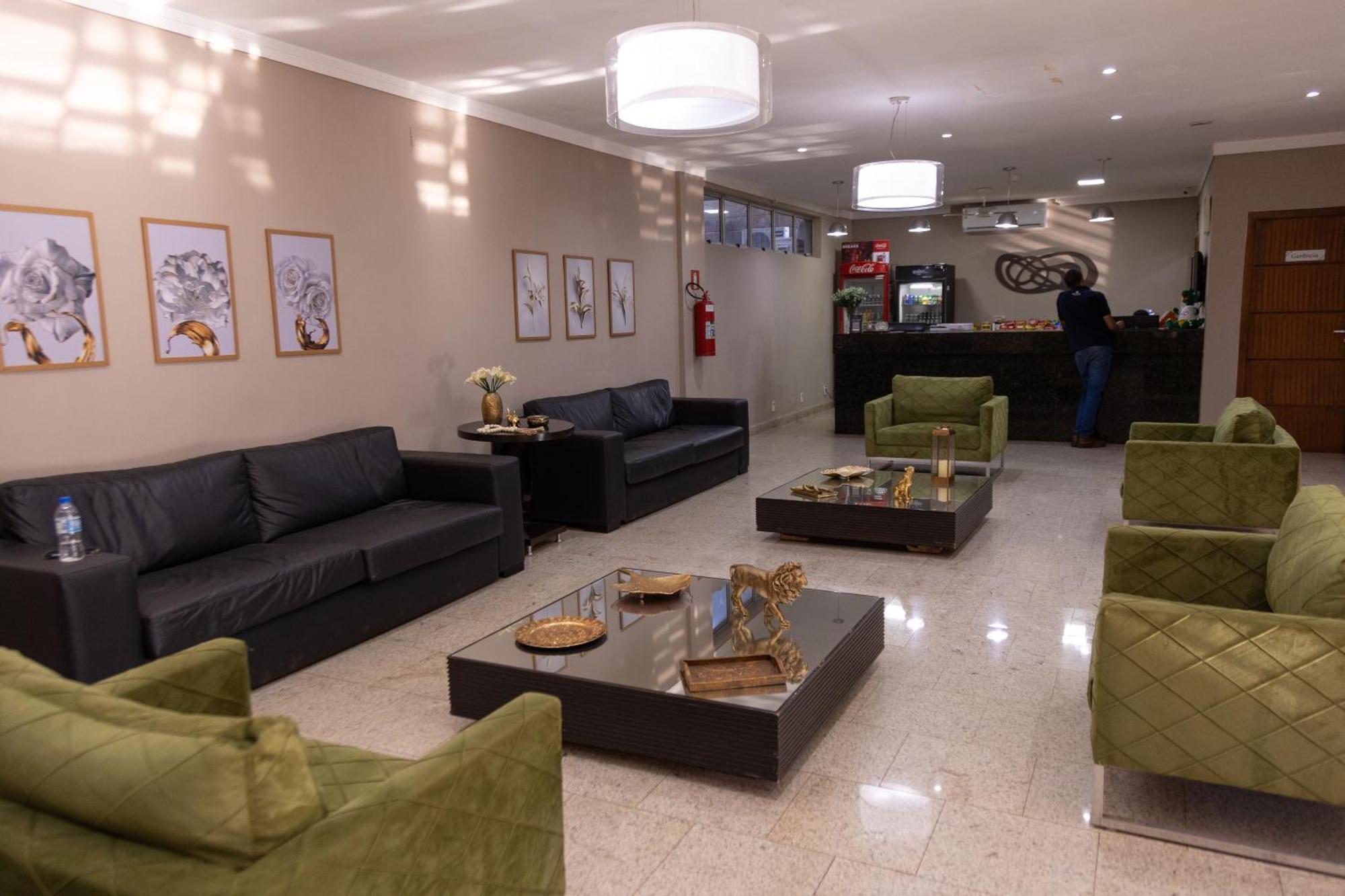 Bombonato Hotel - Facil Acesso Ao Aeroporto E Parque De Exposicoes Abcz Uberaba Exterior foto